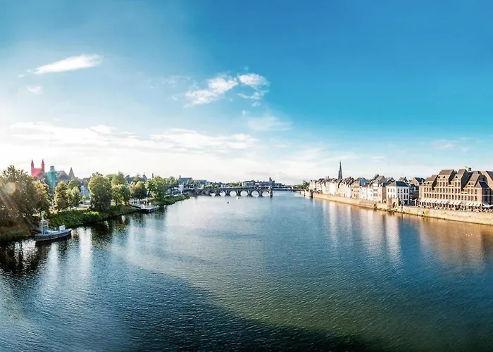 Botel House Boat Mustique Maastricht