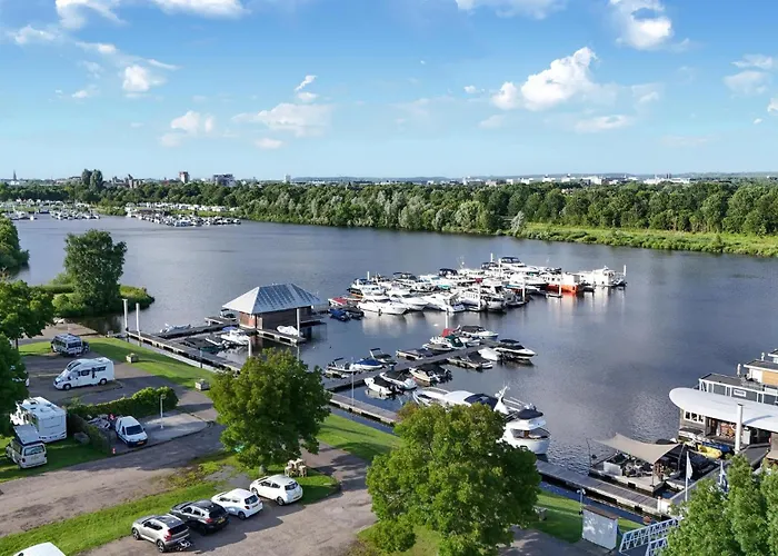 Botel House Boat Mustique